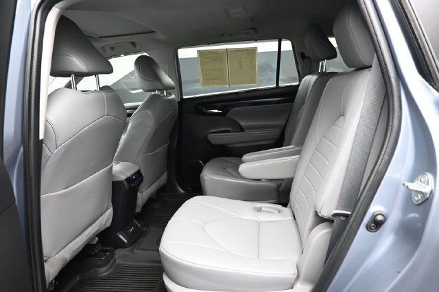 2022 Toyota Highlander XLE FWD - 23081041 - 8