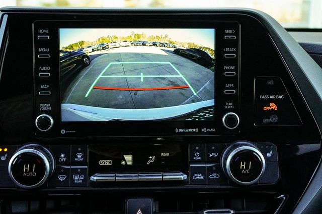 2022 Toyota Highlander XLE FWD - 22959733 - 24