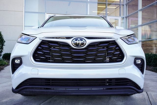 2022 Toyota Highlander XLE FWD - 22959733 - 5
