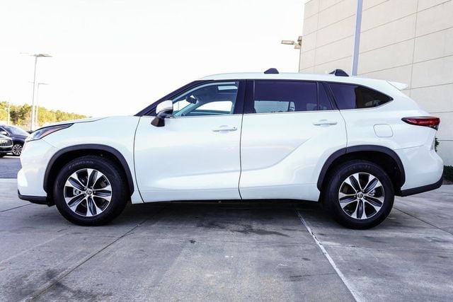 2022 Toyota Highlander XLE FWD - 22959733 - 6