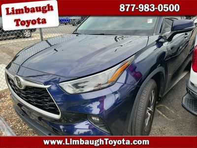 2022 Toyota Highlander - 5TDGZRAH8NS119240
