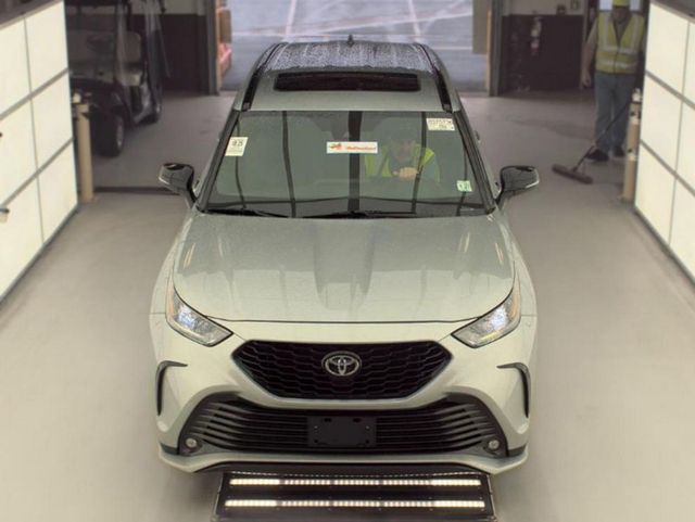 2022 Toyota Highlander XSE AWD - 23046588 - 2