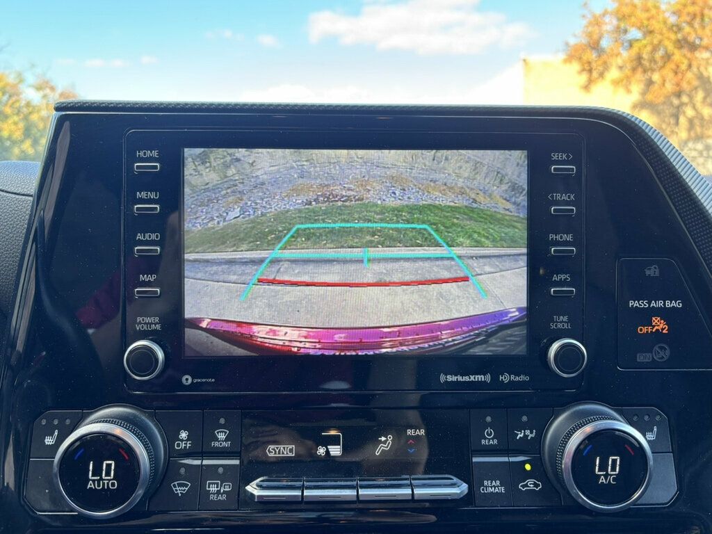 2022 Toyota Highlander XSE AWD - 23087524 - 38
