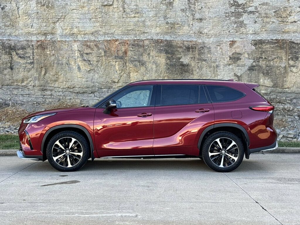 2022 Toyota Highlander XSE AWD - 23087524 - 6