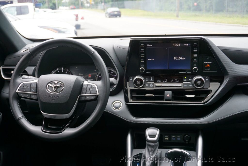 2022 Toyota Highlander XSE photo 15