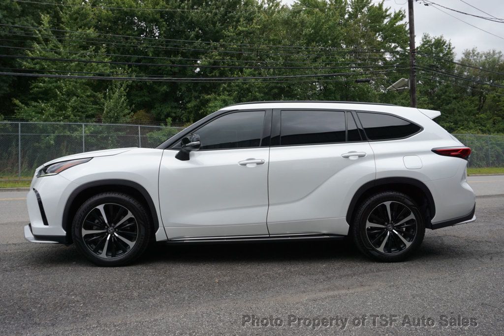 2022 Toyota Highlander XSE photo 4