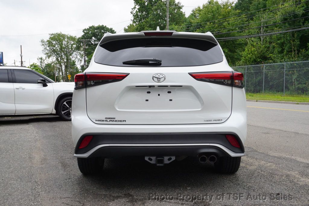 2022 Toyota Highlander XSE photo 6