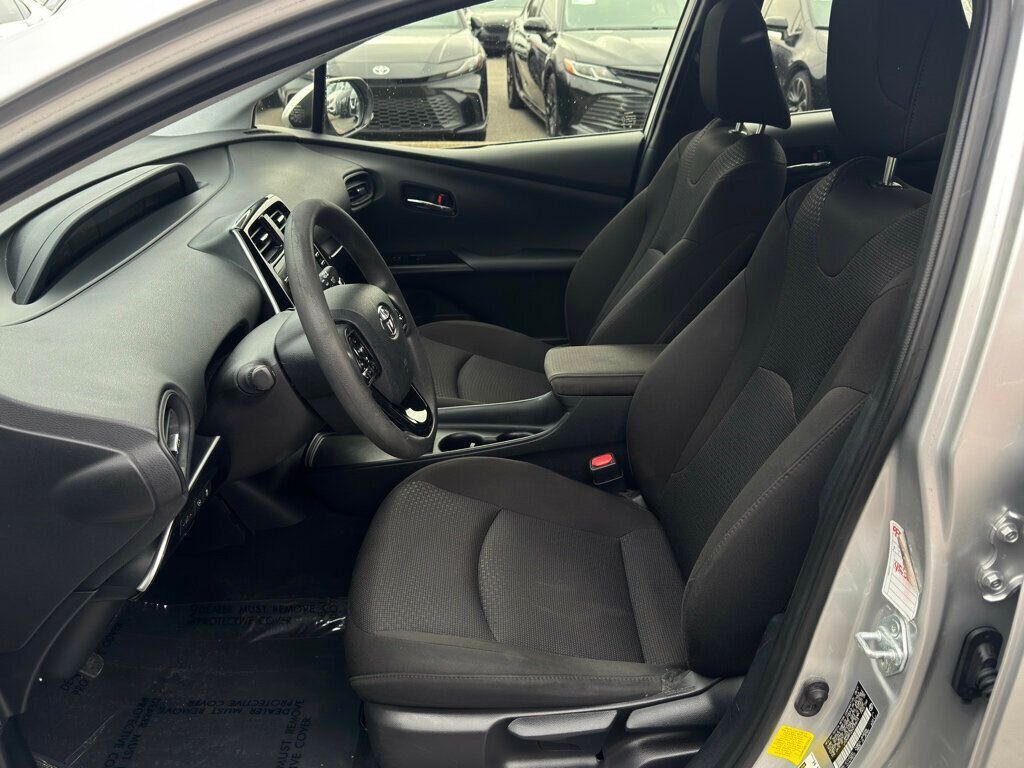 2022 Toyota Prius  - 22944185 - 11
