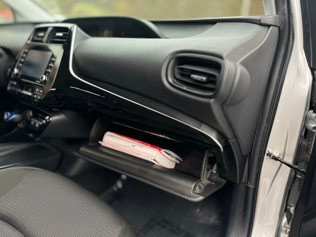 2022 Toyota Prius  - 22944185 - 18