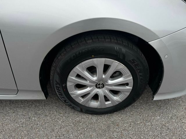 2022 Toyota Prius  - 22944185 - 32