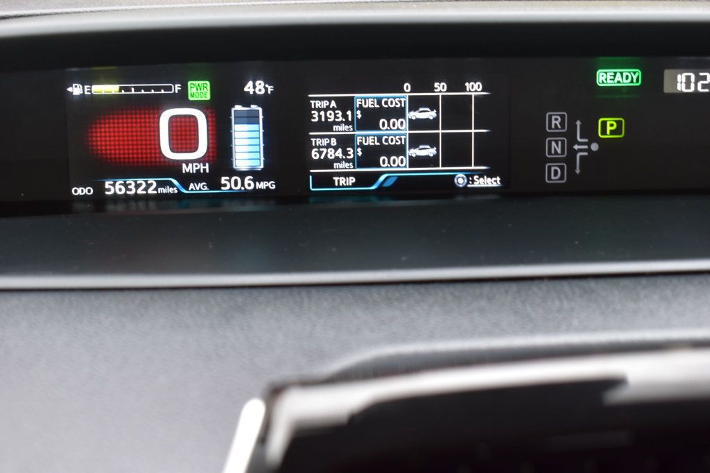 2022 Toyota Prius LE - 22950107 - 27