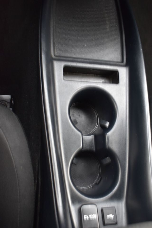 2022 Toyota Prius LE - 22950107 - 38