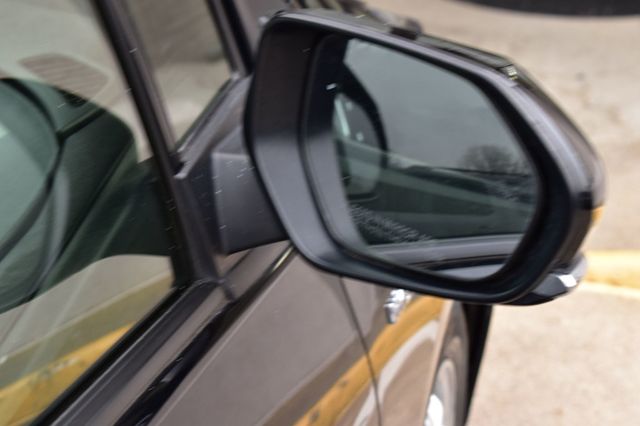 2022 Toyota Prius LE - 22950107 - 49