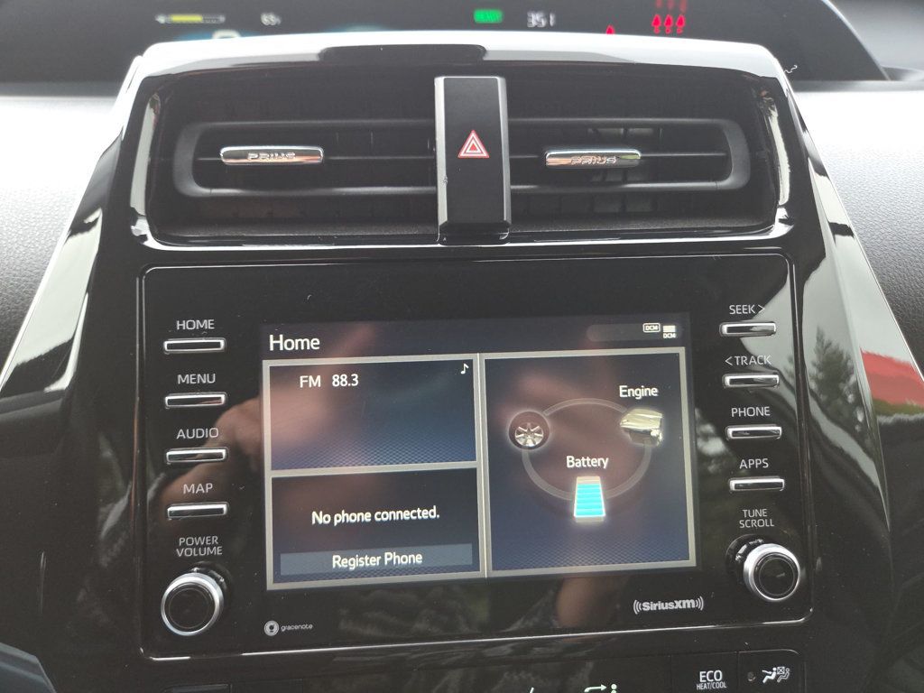 Toyota Prius photo 14