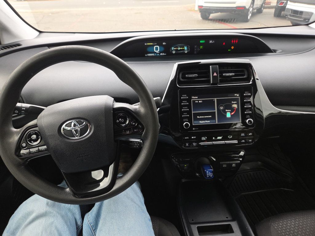 Toyota Prius photo 27