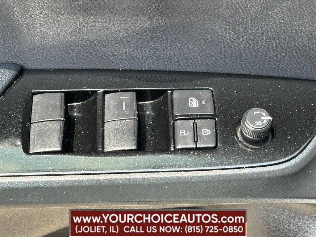 2022 Toyota Prius LE - 22865733 - 13