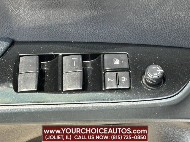 2022 Toyota Prius LE - 22865733 - 13