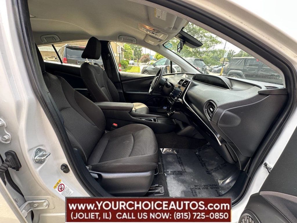 2022 Toyota Prius LE - 22865733 - 22