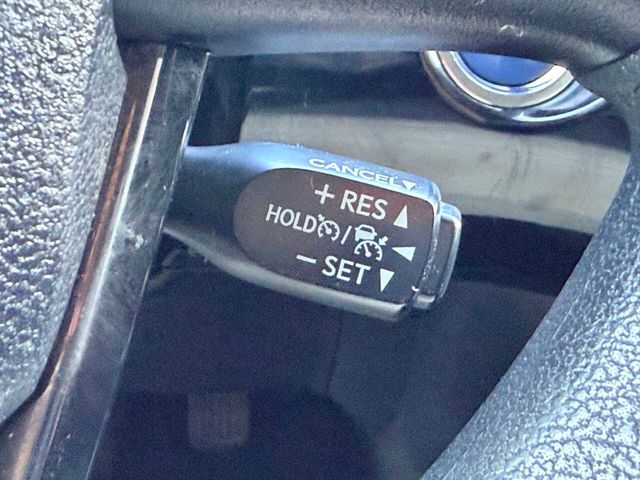 2022 Toyota Prius LE AWD-e - 23053543 - 28