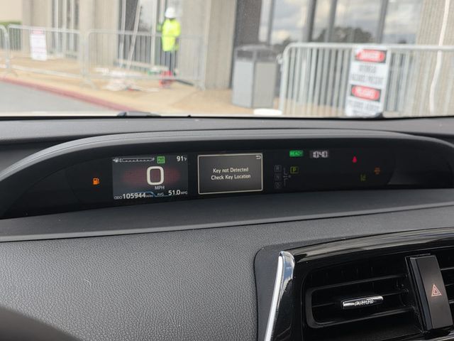 2022 Toyota Prius L Eco - 23089740 - 11