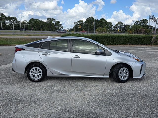 2022 Toyota Prius L Eco - 23089740 - 32