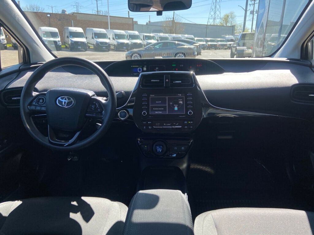 2022 Toyota Prius L Eco - 22400795 - 36