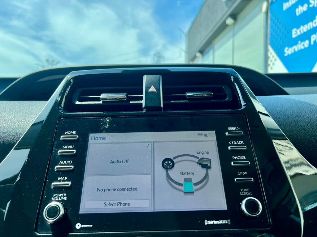 2022 Toyota Prius L Eco - 22822517 - 21