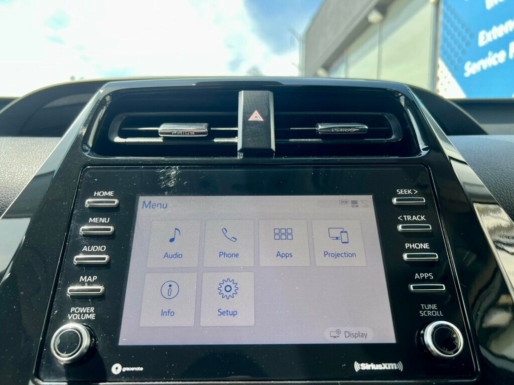 2022 Toyota Prius L Eco - 22822517 - 22