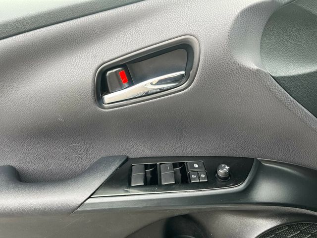 2022 Toyota Prius SPECIOUS SEDAN, GAS SAVER! - 22987505 - 15