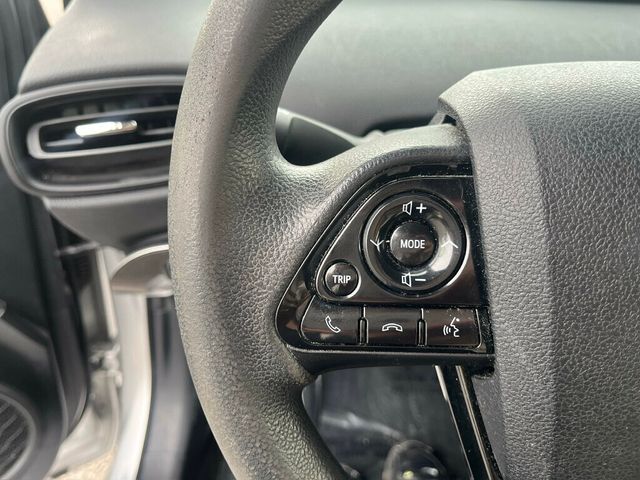 2022 Toyota Prius SPECIOUS SEDAN, GAS SAVER! - 22987505 - 17