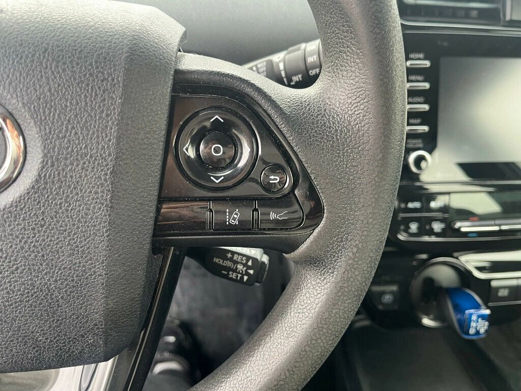 2022 Toyota Prius SPECIOUS SEDAN, GAS SAVER! - 22987505 - 18