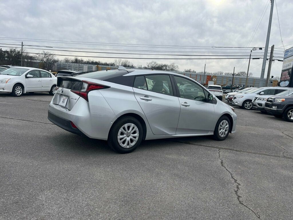 2022 Toyota Prius SPECIOUS SEDAN, GAS SAVER! - 22987505 - 3