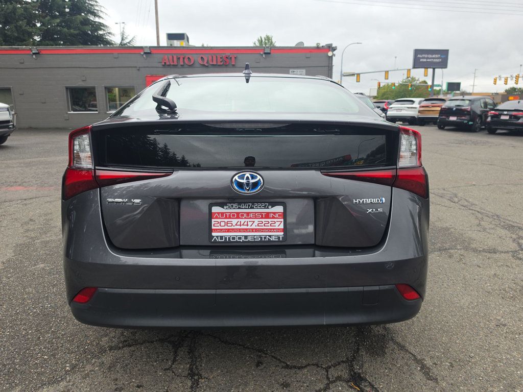 Toyota Prius photo 23