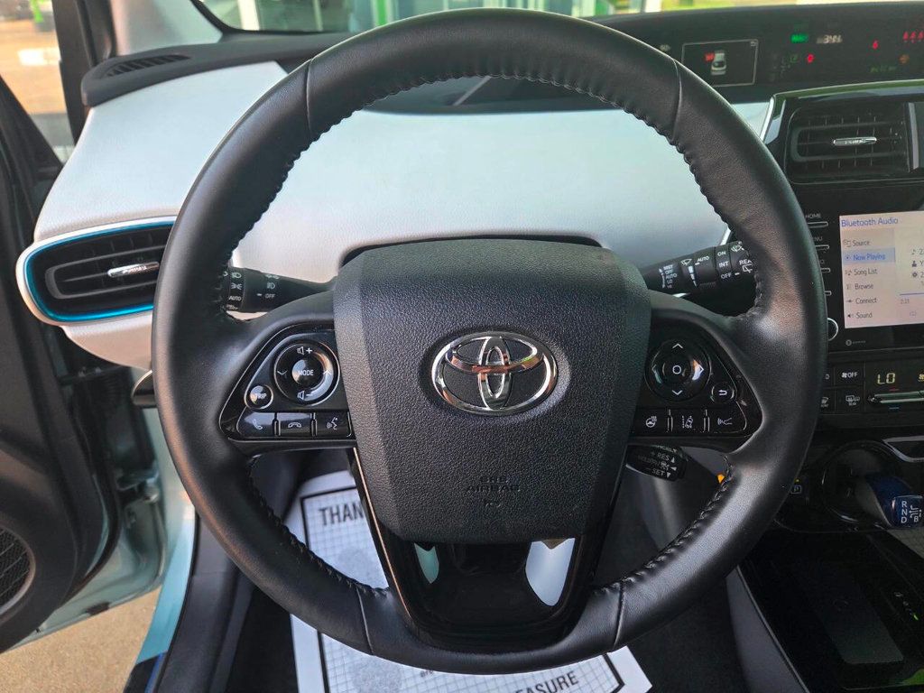 2022 Toyota Prius XLE AWD-e photo 31