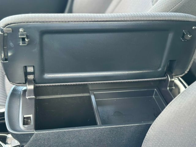 2022 Toyota Prius Prime LE - 22922536 - 44