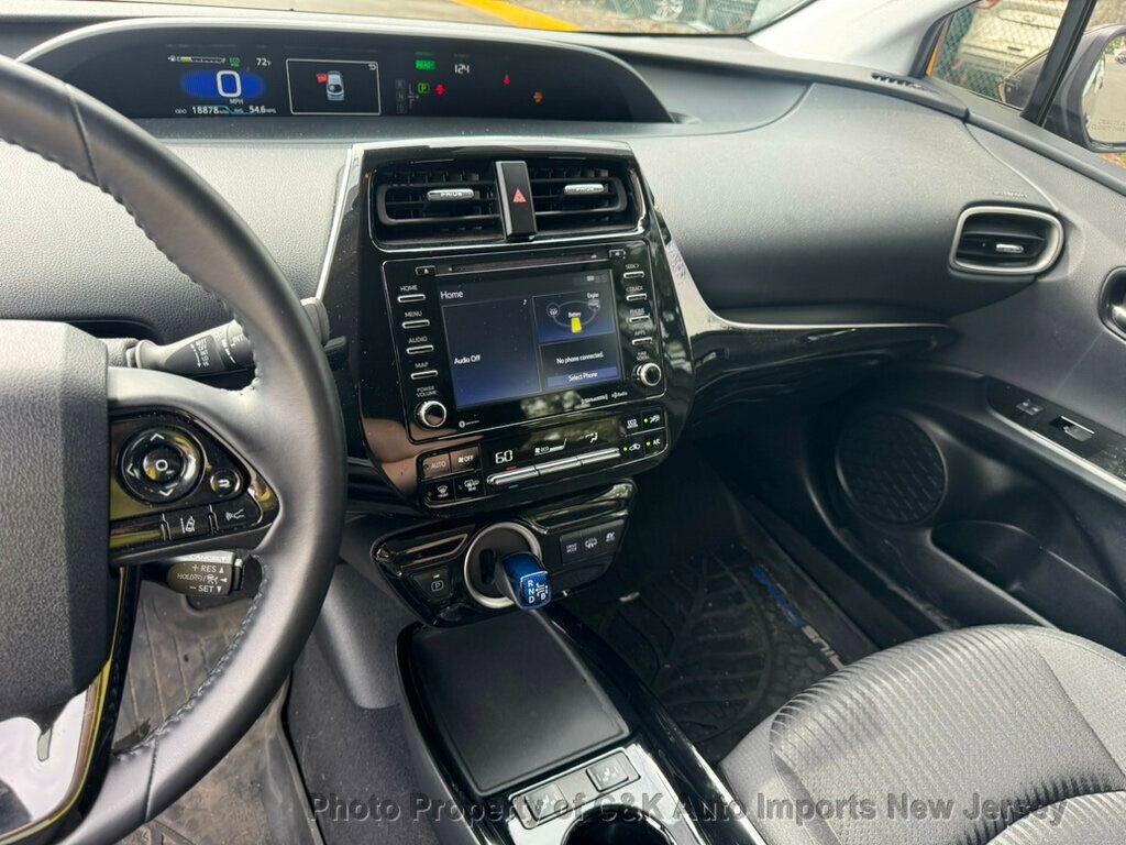 2022 Toyota Prius Prime LE photo 20