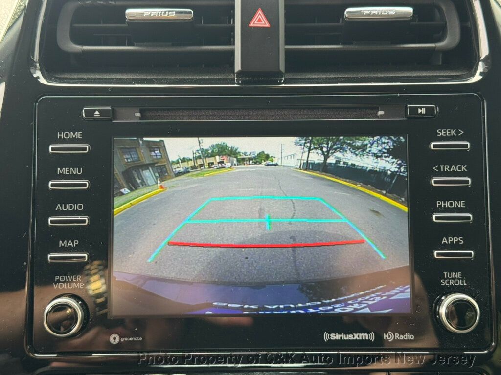 2022 Toyota Prius Prime LE photo 27
