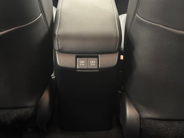 2022 Toyota Prius Prime XLE - 23020936 - 38