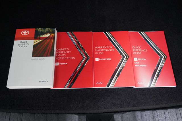 2022 Toyota RAV4 Hybrid LE AWD - 22984631 - 20
