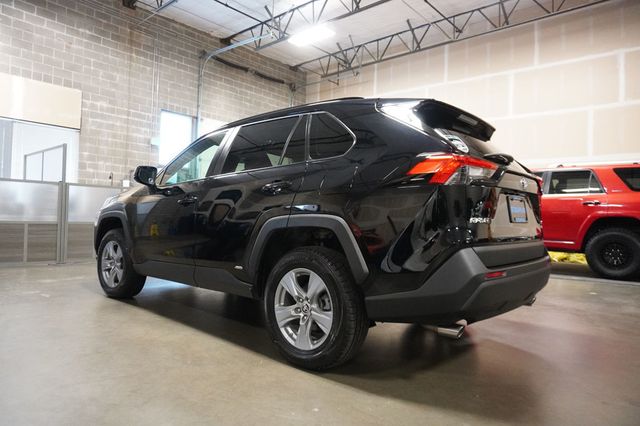 2022 Toyota RAV4 Hybrid LE AWD - 23022225 - 2