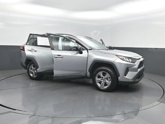 2022 Toyota RAV4 Hybrid LE AWD - 23080138 - 32