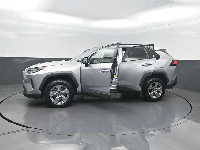 2022 Toyota RAV4 Hybrid LE AWD - 23080138 - 33