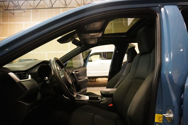 2022 Toyota RAV4 Hybrid SE AWD - 22973780 - 4