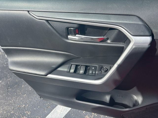 2022 Toyota RAV4 Hybrid SE AWD - 22974868 - 13
