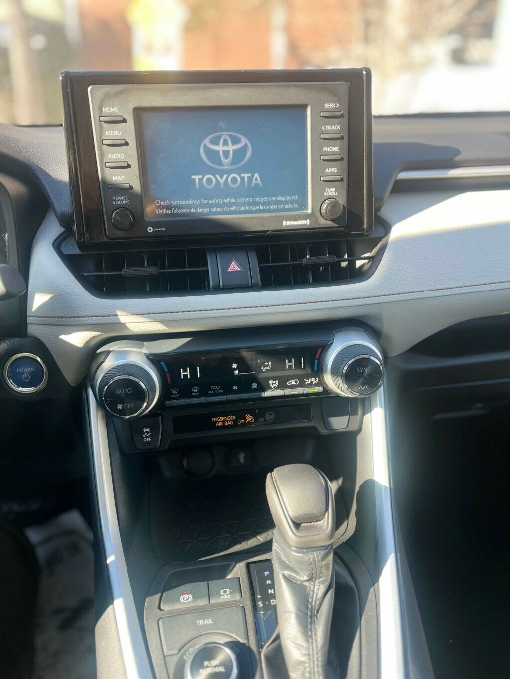 2022 Toyota RAV4 Hybrid XLE AWD - 22978322 - 11