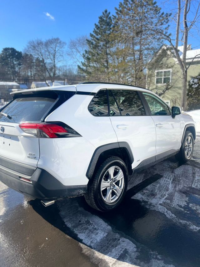 2022 Toyota RAV4 Hybrid XLE AWD - 22978322 - 3