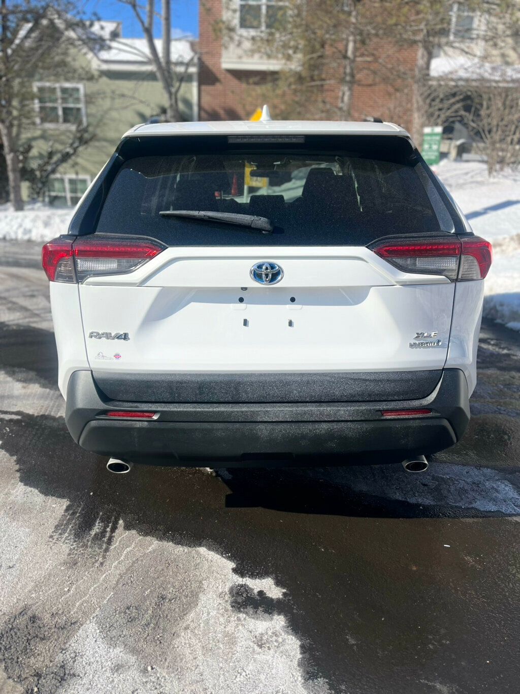 2022 Toyota RAV4 Hybrid XLE AWD - 22978322 - 4