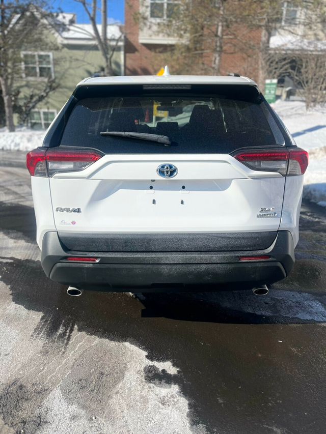2022 Toyota RAV4 Hybrid XLE AWD - 22978322 - 4