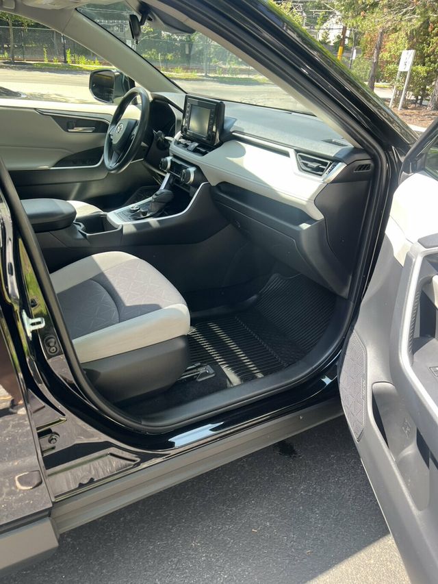 2022 Toyota RAV4 Hybrid XLE AWD - 23065147 - 10