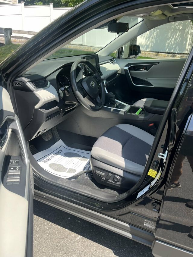 2022 Toyota RAV4 Hybrid XLE AWD - 23065147 - 11